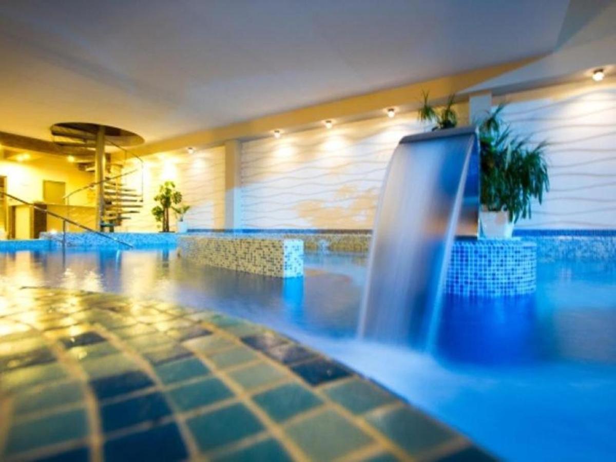 Piknik Wellness Hotel Siófok Exterior foto